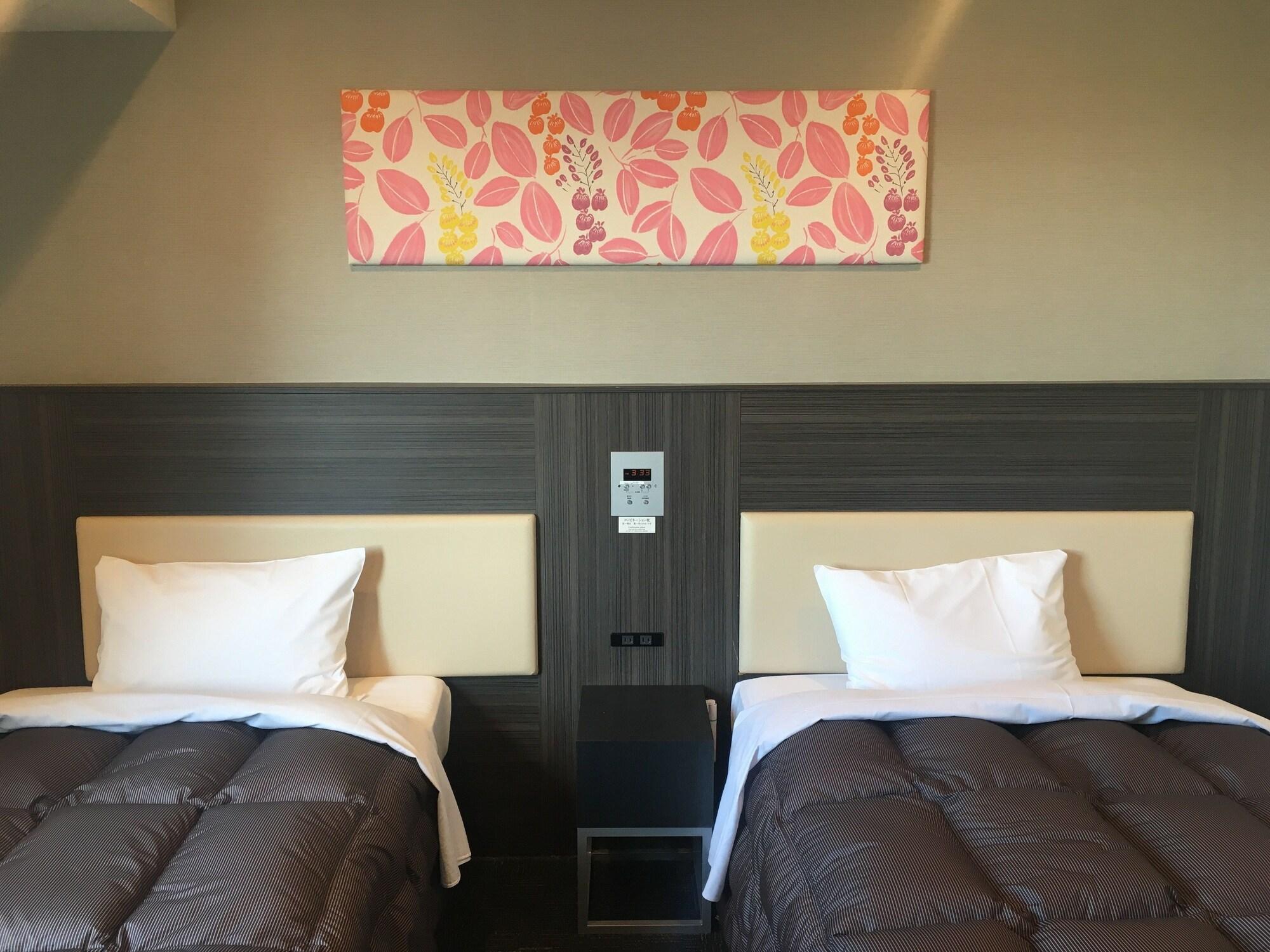 Washington R&B Hotel Хачиоджи Екстериор снимка