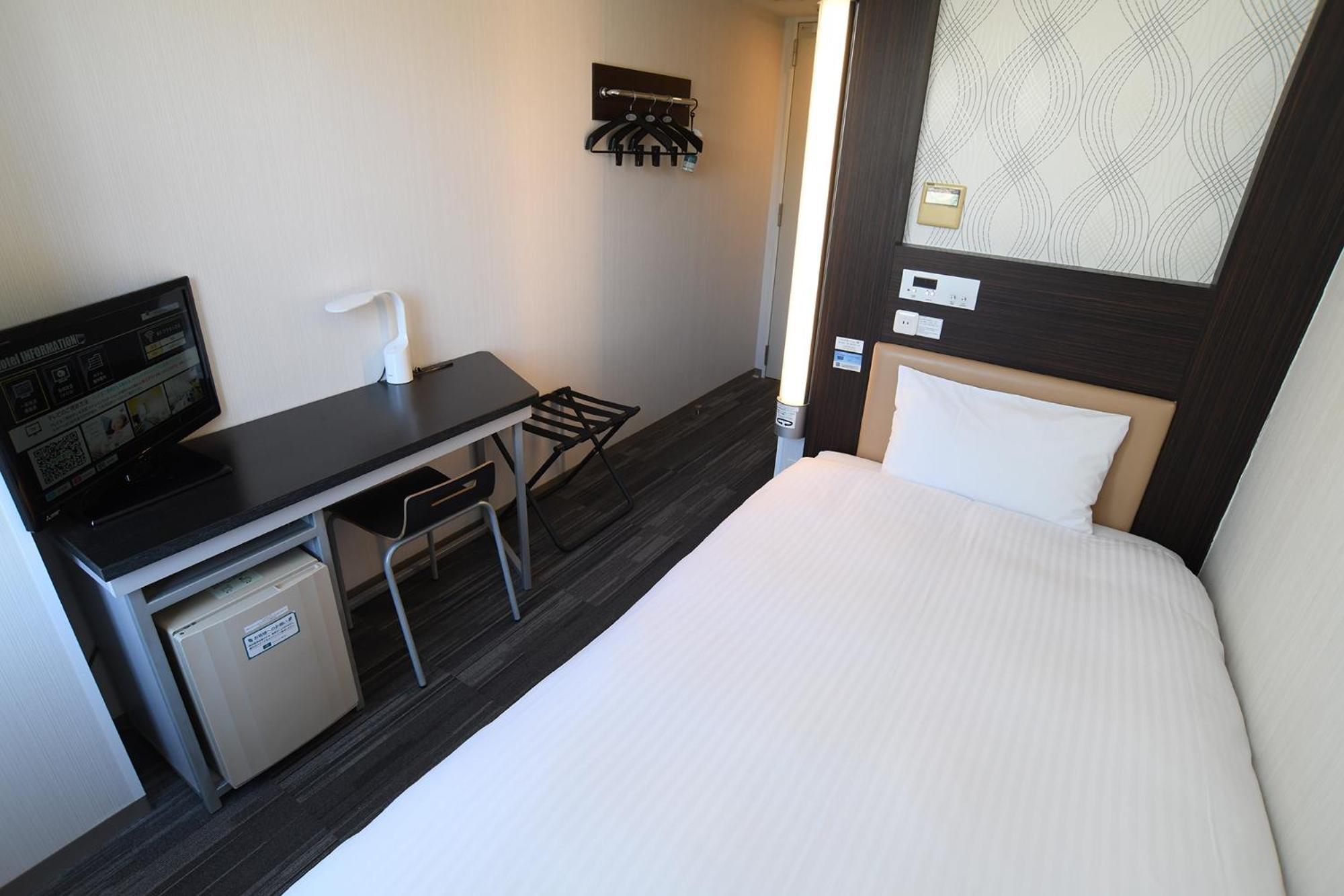 Washington R&B Hotel Хачиоджи Екстериор снимка